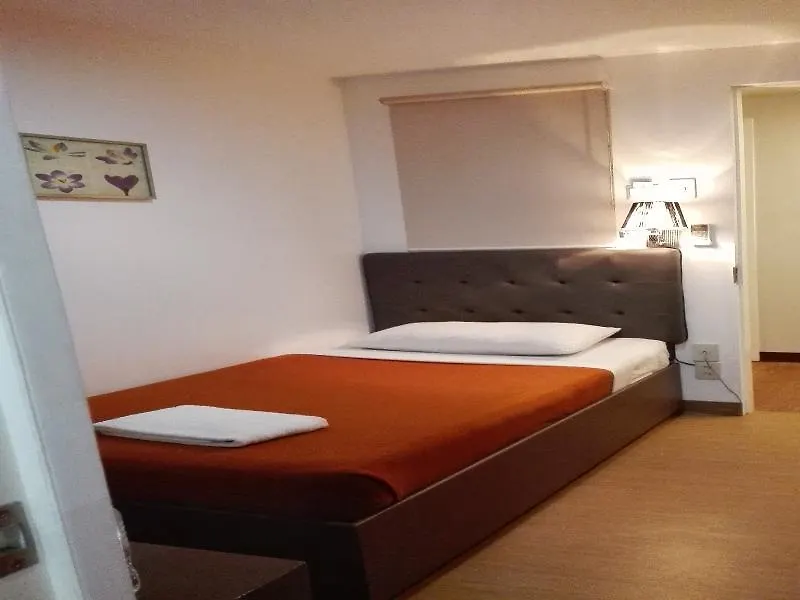 Oyo 24H City Hotel Near Makati Medical Center Makati City