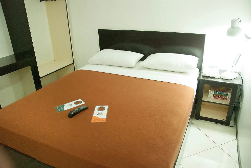 Oyo 24H City Hotel Near Makati Medical Center Makati City