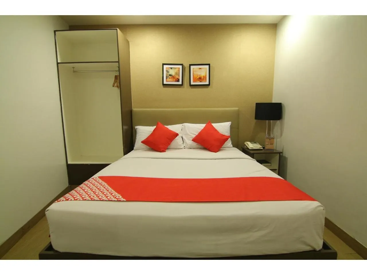 **  Oyo 24H City Hotel Near Makati Medical Center Makati City Philippines
